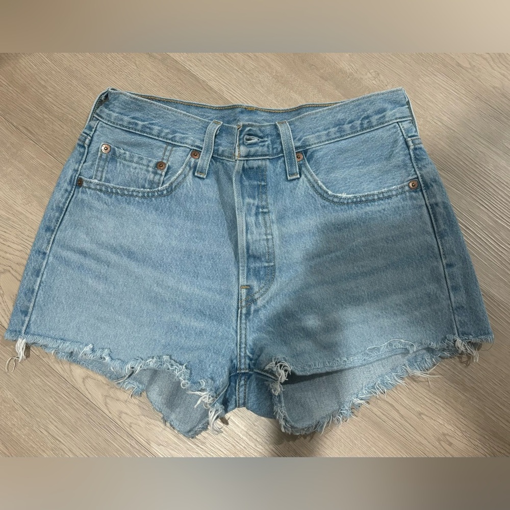 Levi’s 501 light wash denim shorts